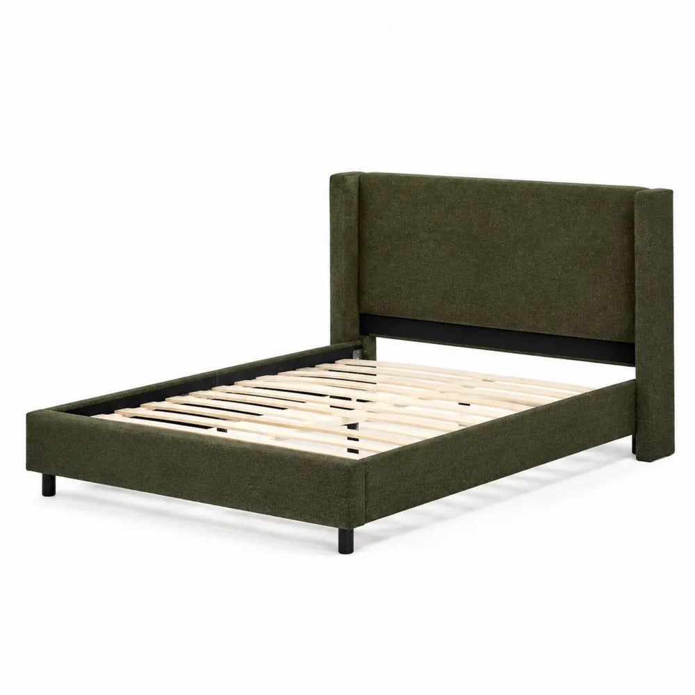 Letto imbottito in tessuto verde con struttura in legno 200x160 cm